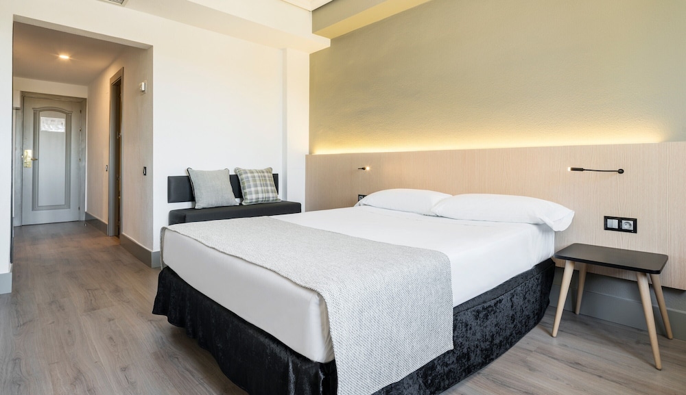 Hotel Las Lomas 16/50