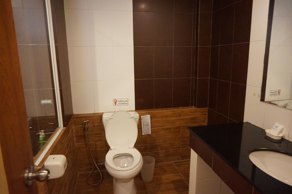 Tonwa Resort Hotel 23/55