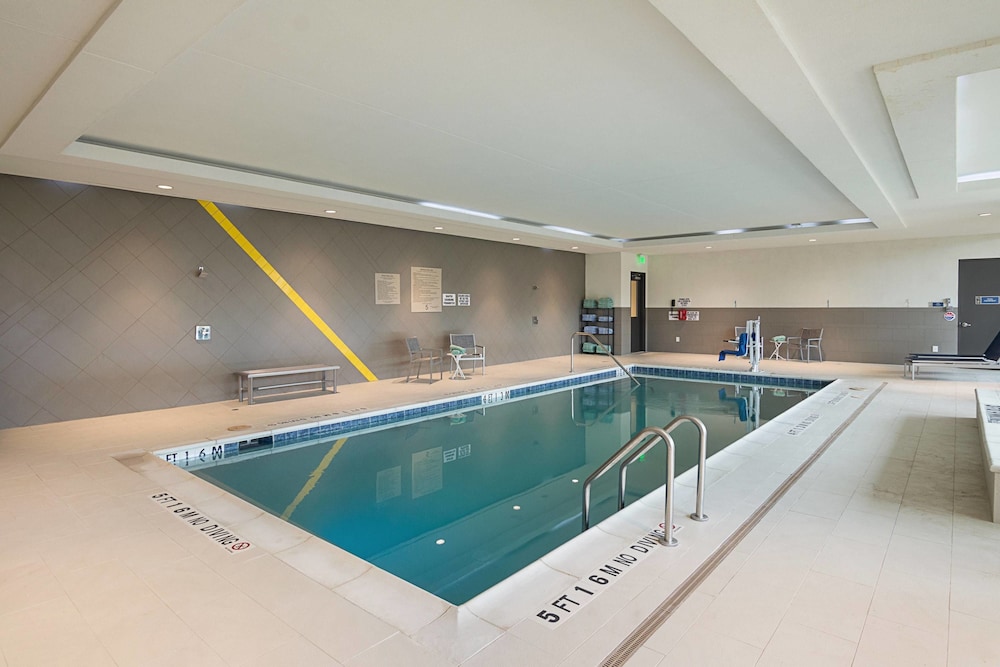 Springhill Suites Fort Worth Fossil Creek 10/63