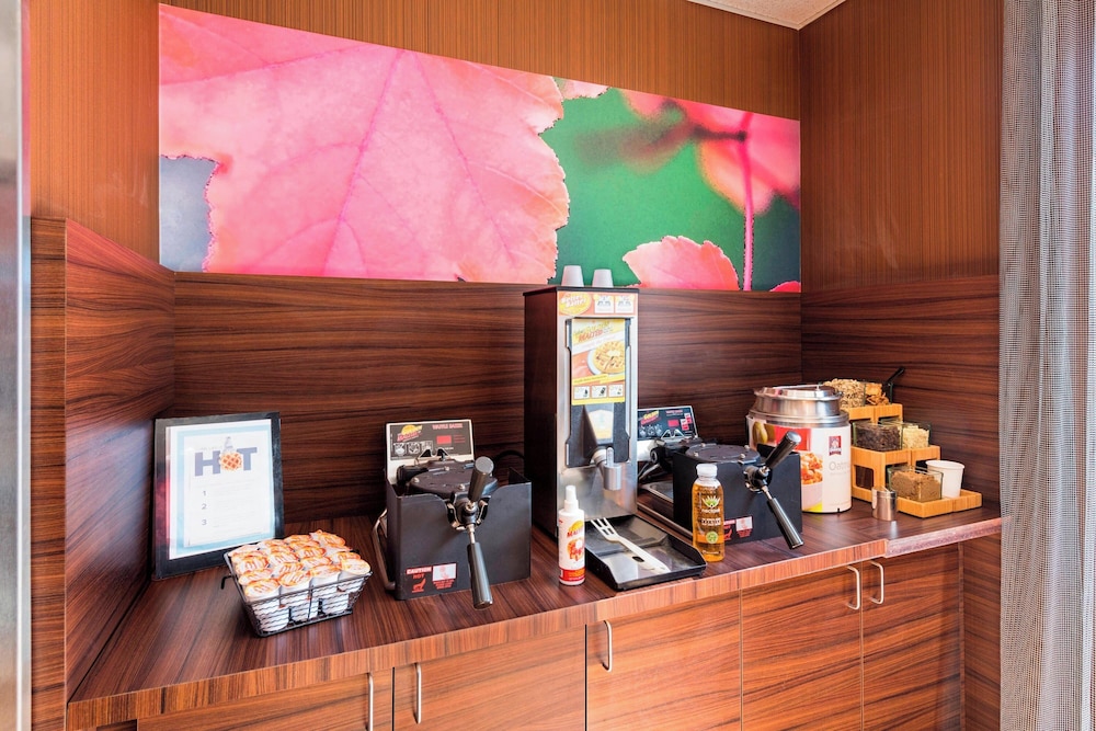 Fairfield Inn & Suites Marianna 32/67