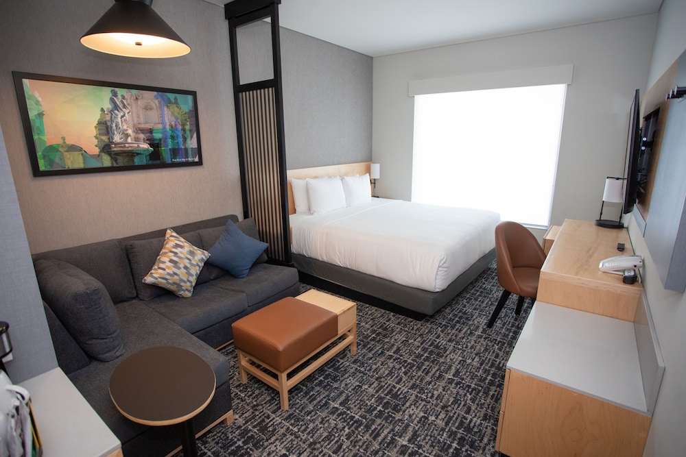 Hyatt Place Saltillo 11/33