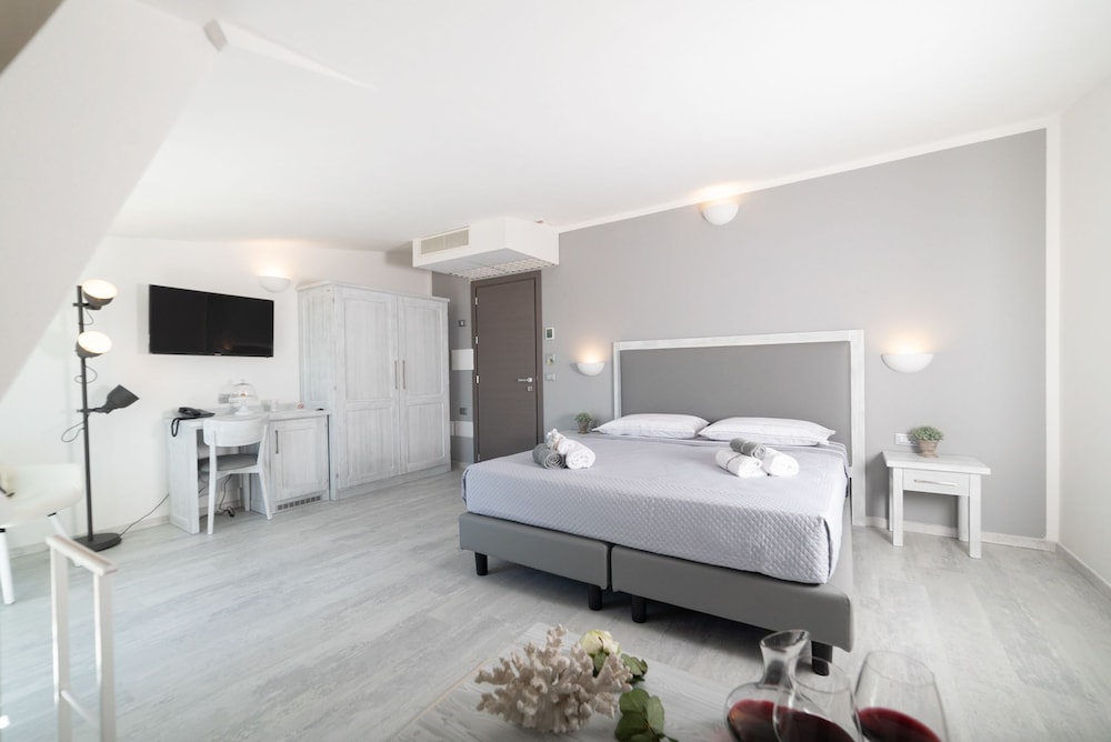 Hotel Gli Ulivi 16/72