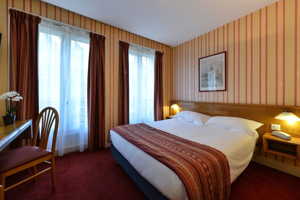 ROOM, SINGLE