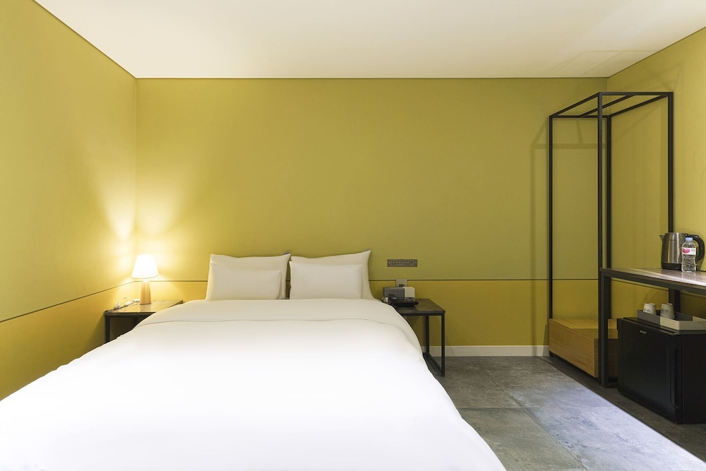 SR Design Hotel 22/60