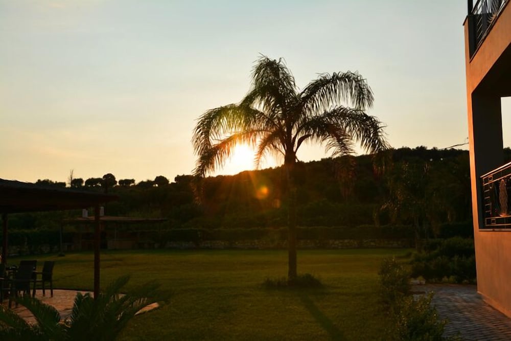 Tsokas Hotel 27/29