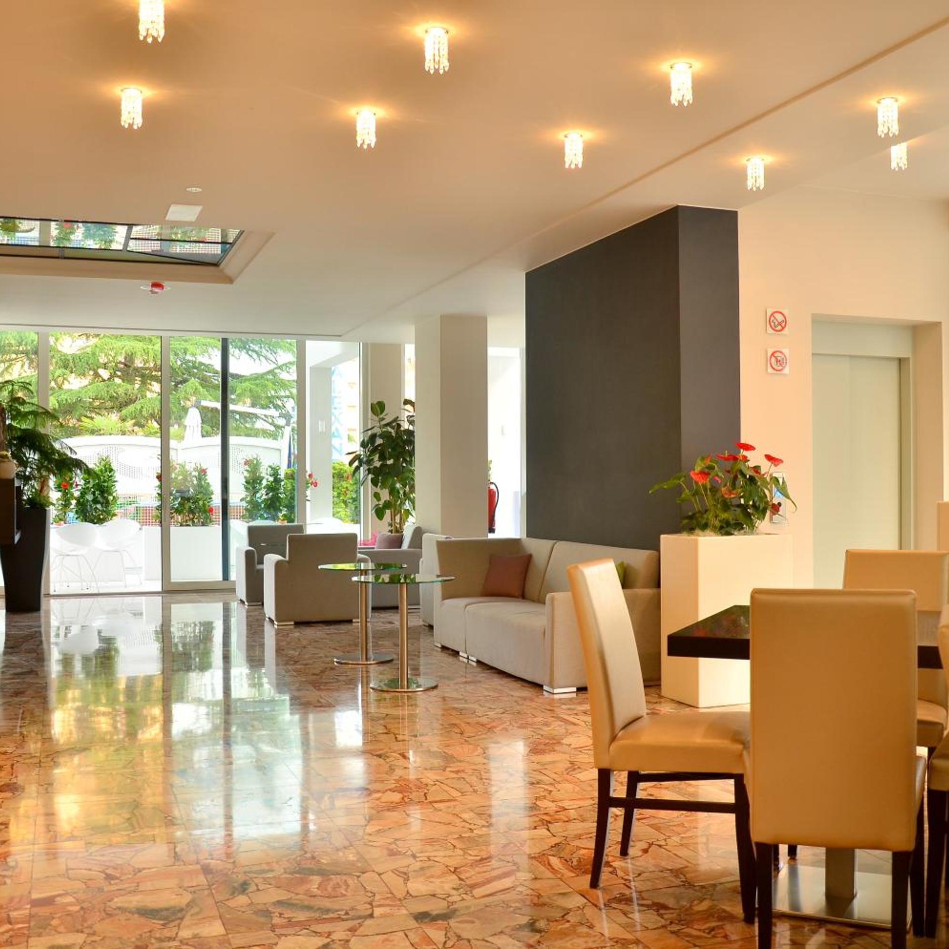 Hotel Amburgo 25/50