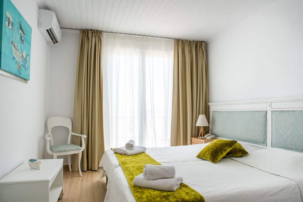 Nirikos Hotel 19/49