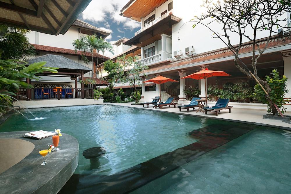 Bali Summer Hotel 48/50