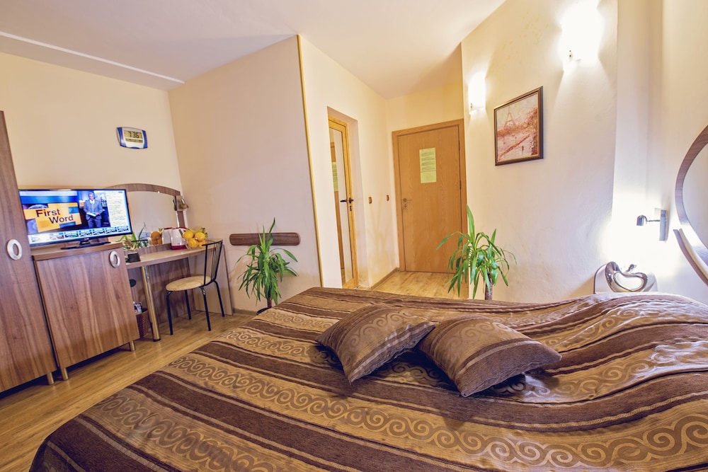 Hotel Color Varna Center 40/54