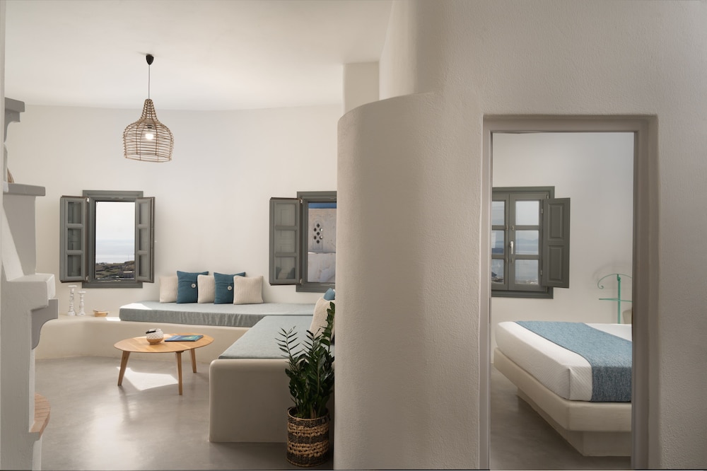 Kastro Mansion 50/50