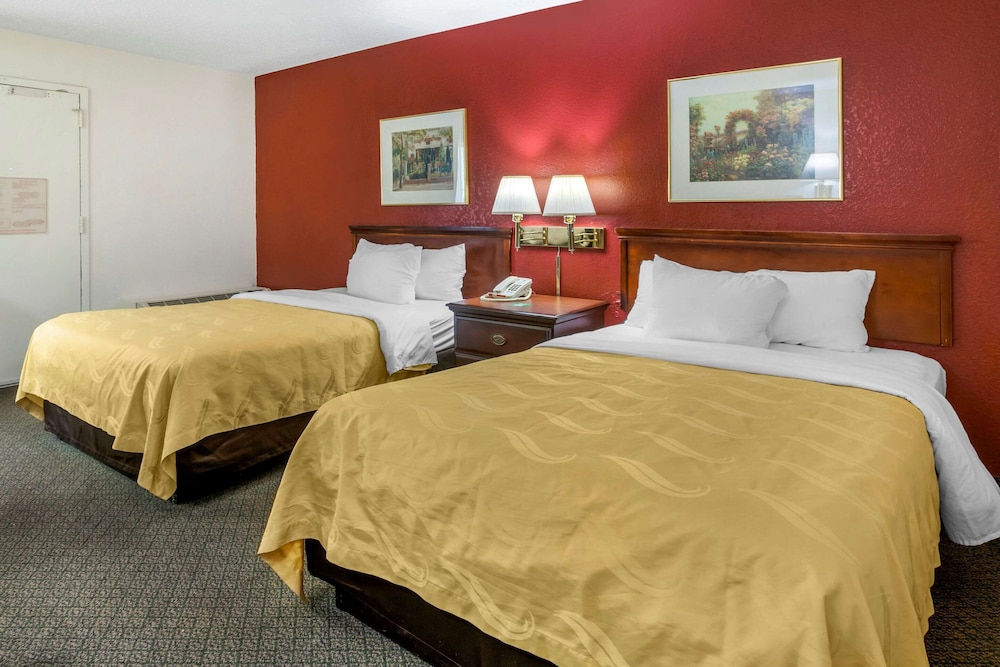 Quality Inn Northlake 17/34