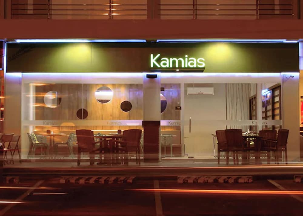 Casablanca Suites Near Airport 9/59