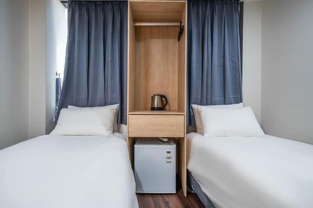 SUPERIOR, TWIN BEDS