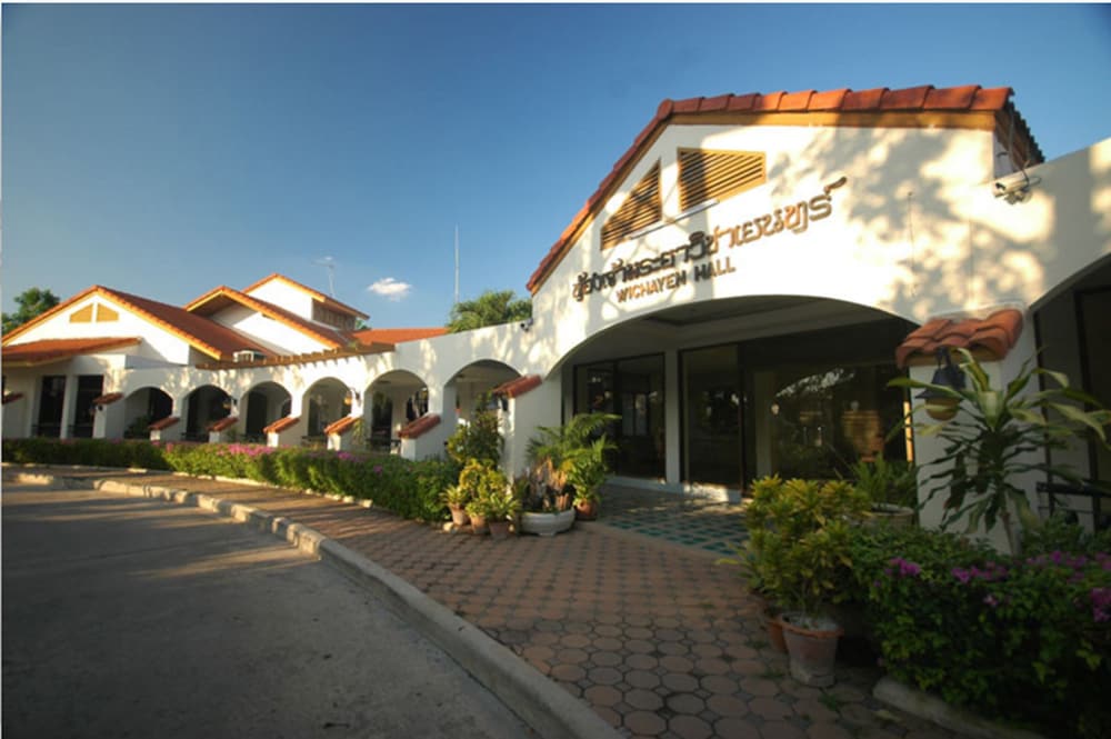 Dad D Resort by Lopburi Inn Resort 7/63