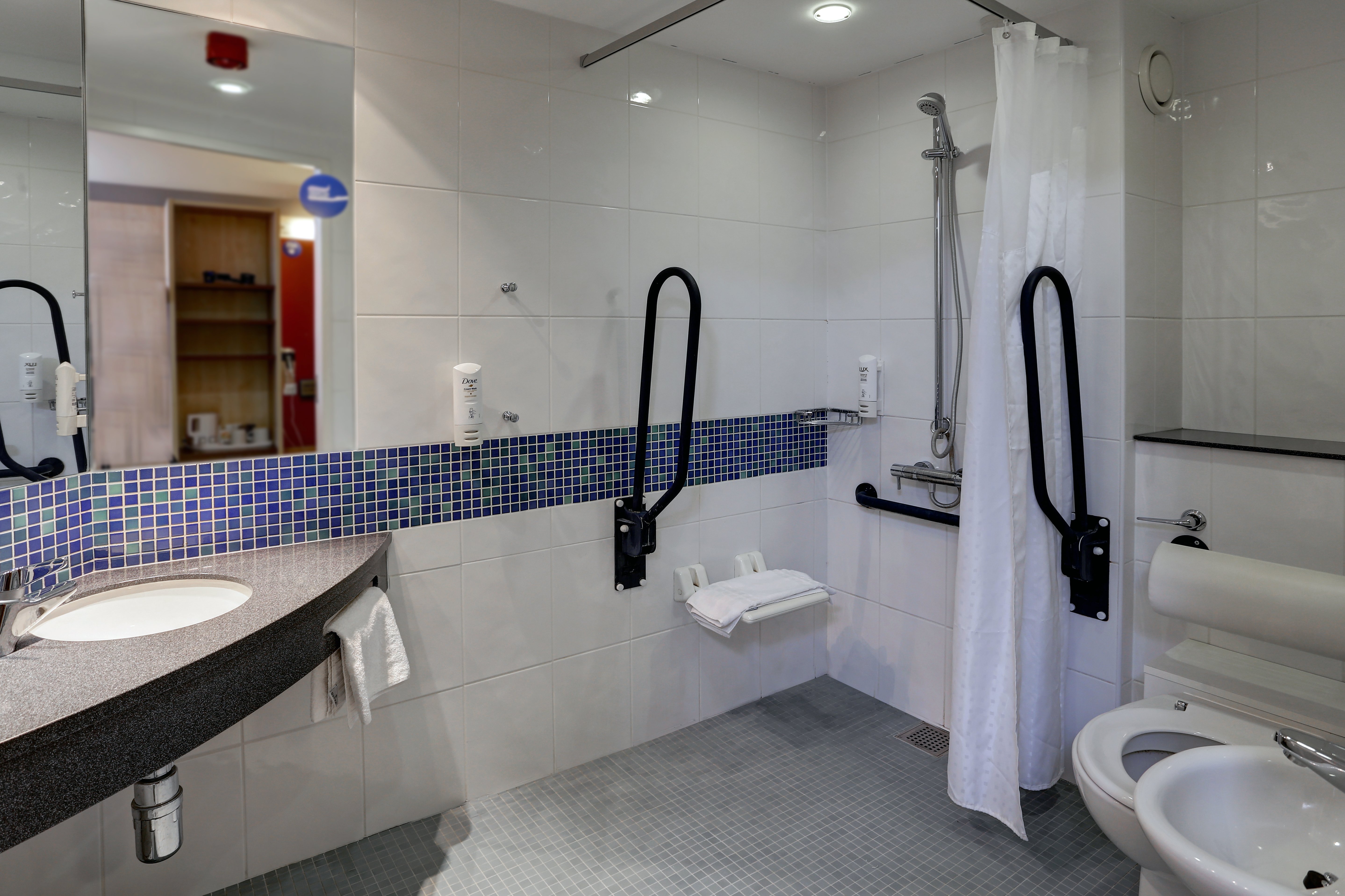 Holiday Inn Express Folkestone Channel Tunnel 64/64