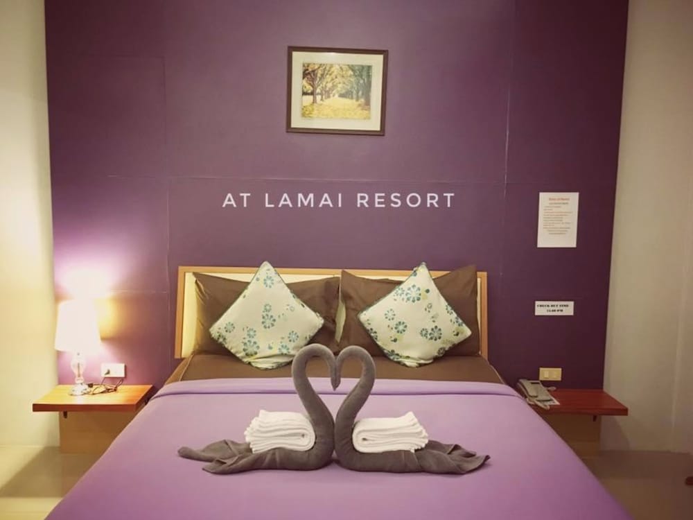At Lamai Resort 19/28