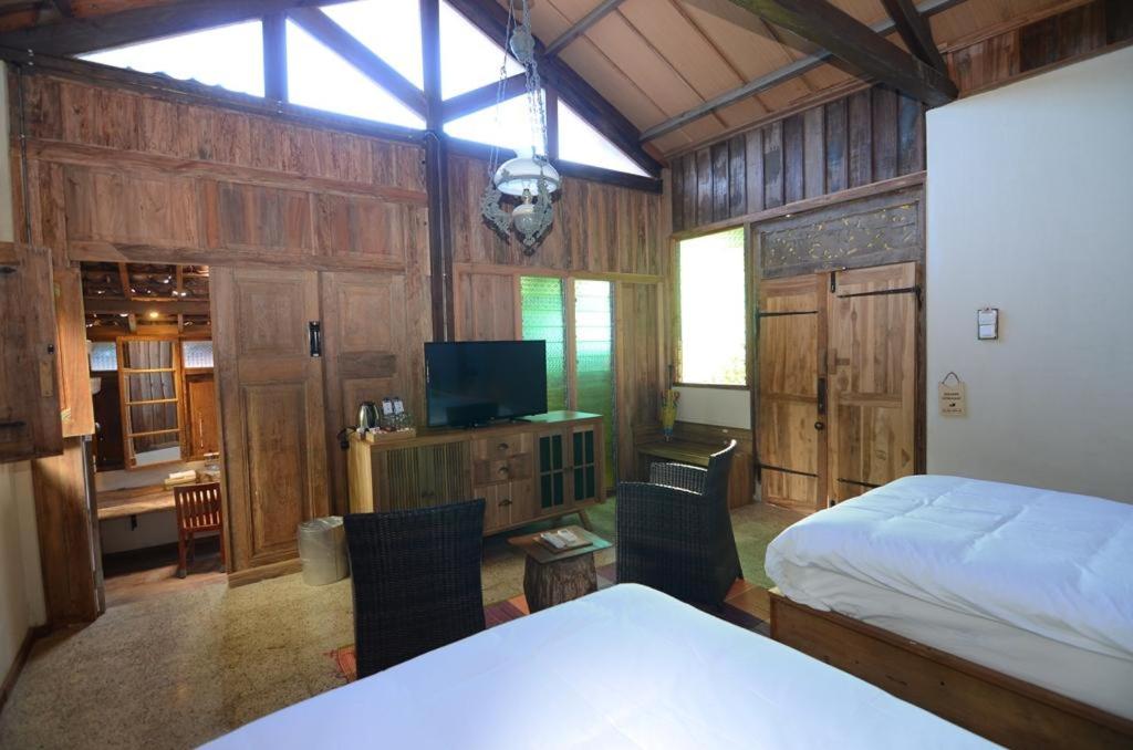 Desa Alamanis Resort Vila 16/51