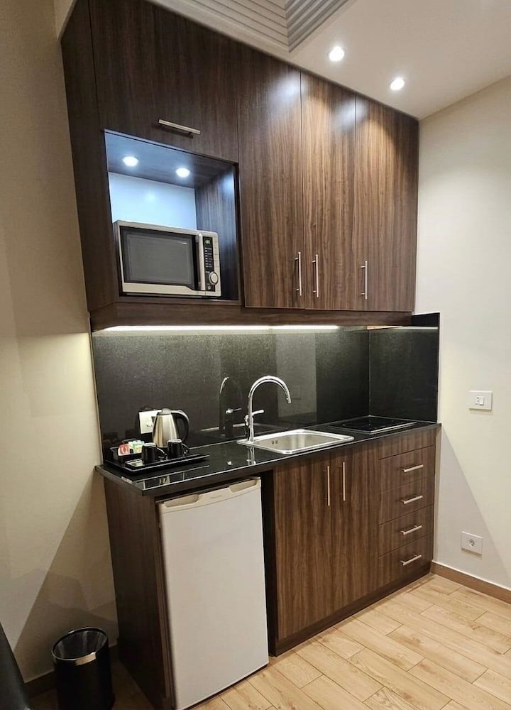 Jounieh Suites Boutique Hotel Jounieh 6/50