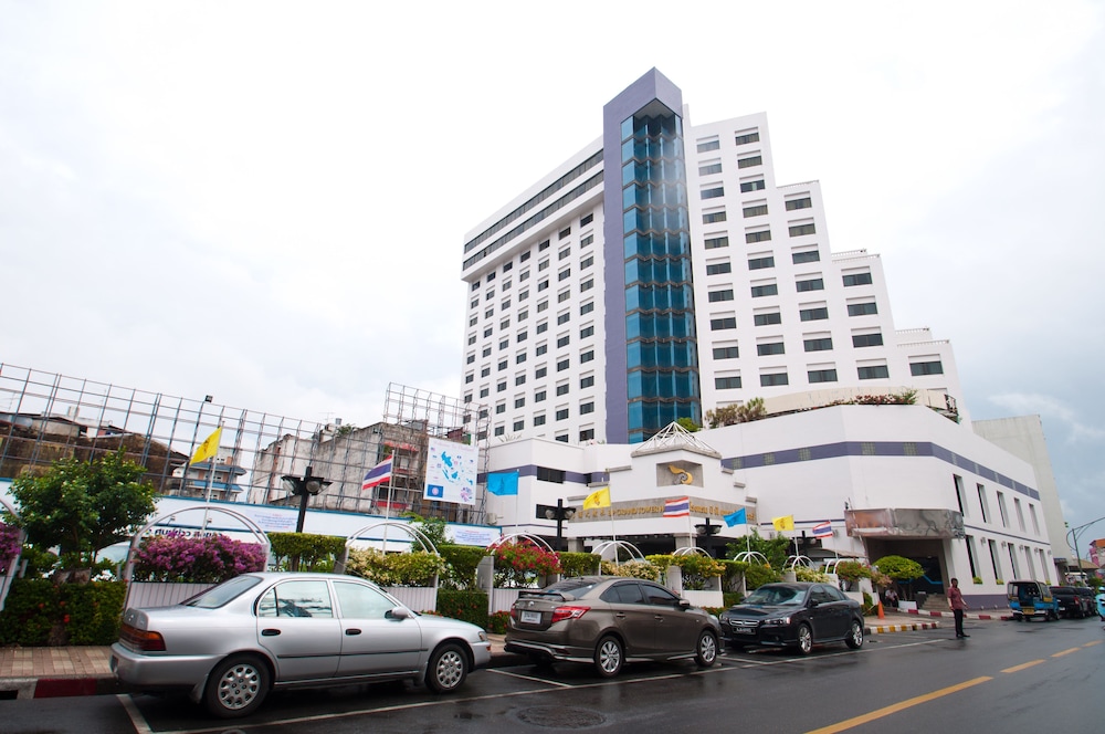 BP GRAND TOWER HOTEL 53/59
