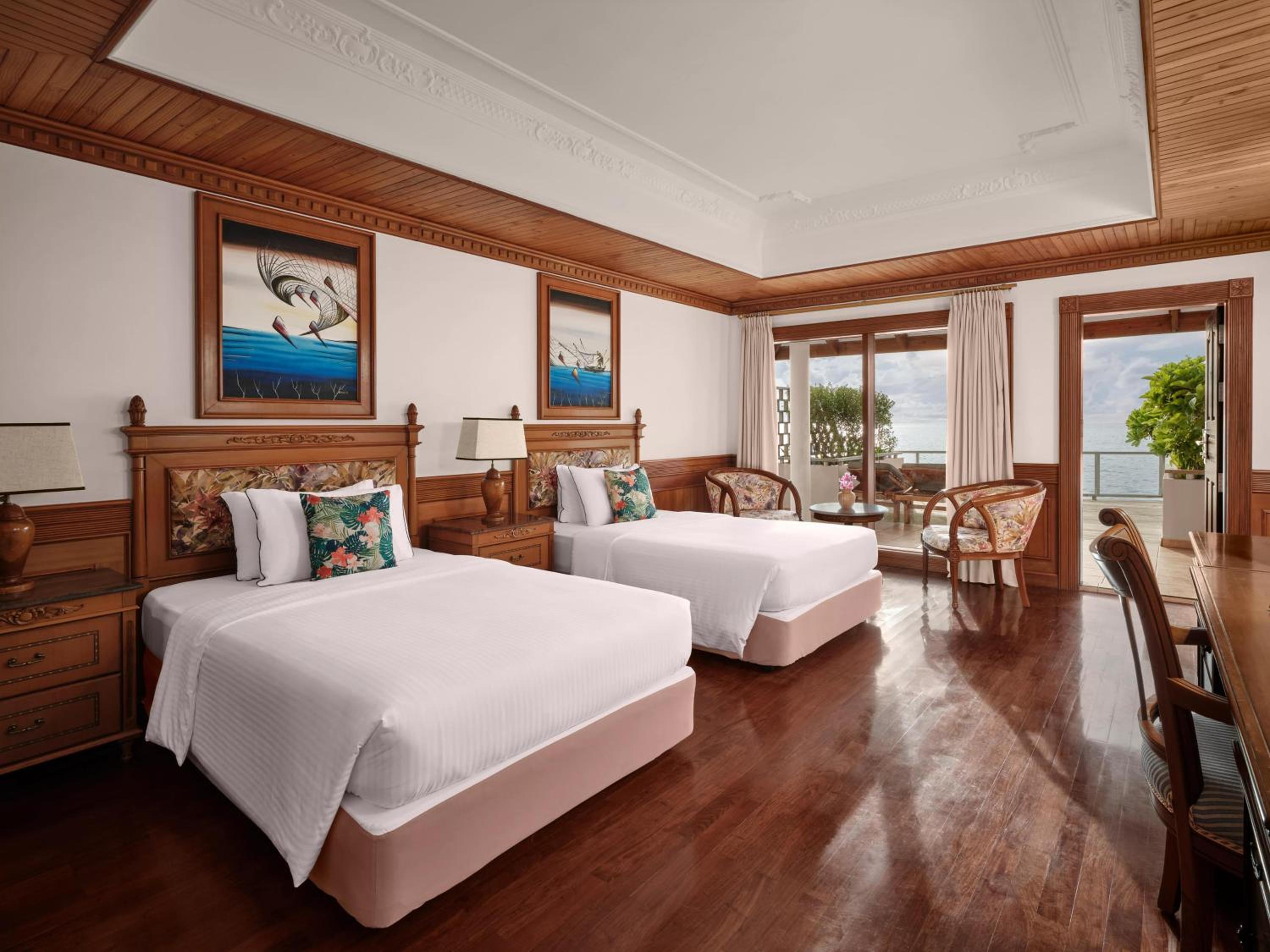 2 Bedrooms, Ocean, Suite