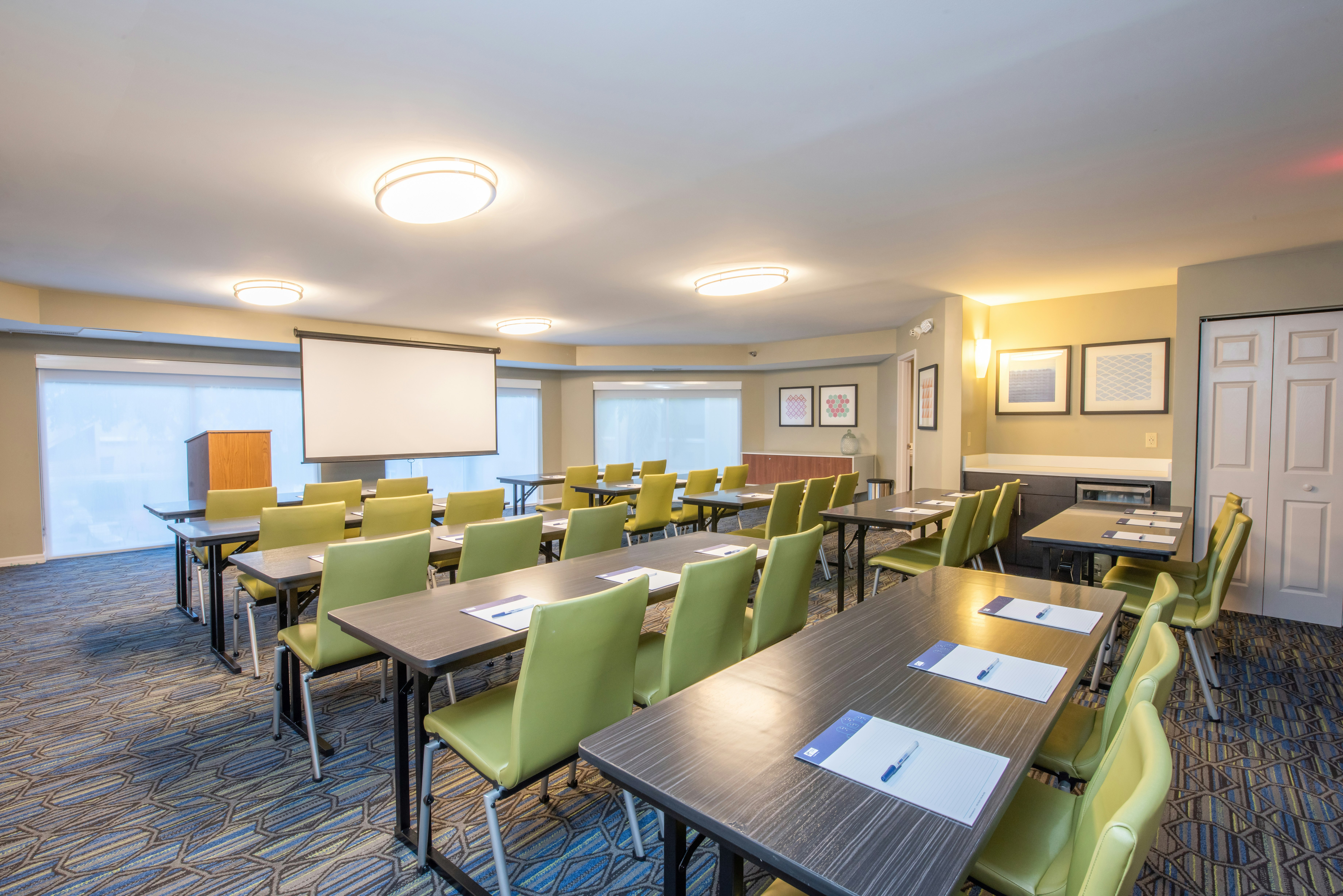 Holiday Inn Express & Suites Bradenton West, an IHG Hotel 62/69