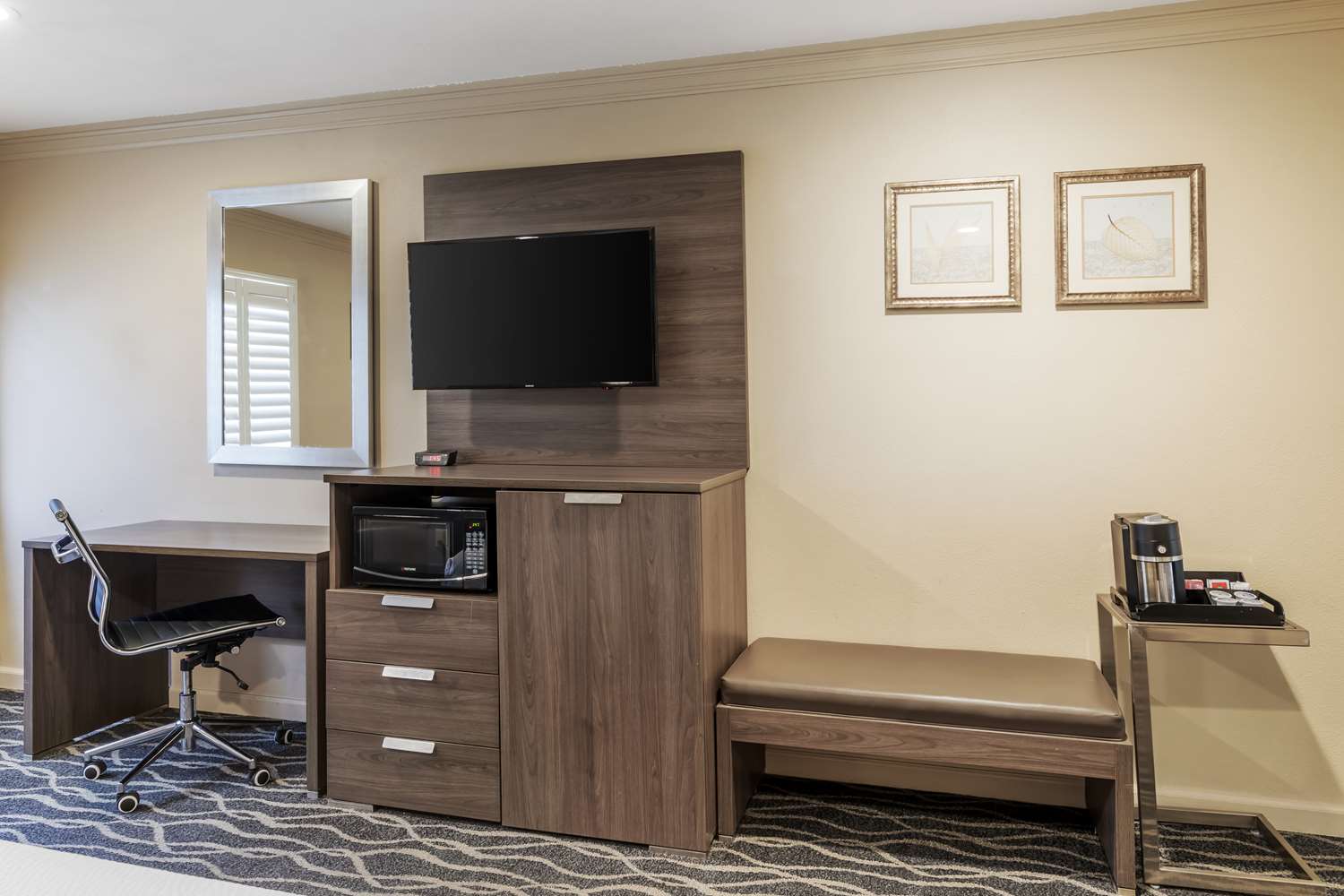 Best Western Plus Hill House 35/43