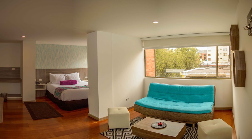 Confort 80 Zona Rosa Hotel 54/70