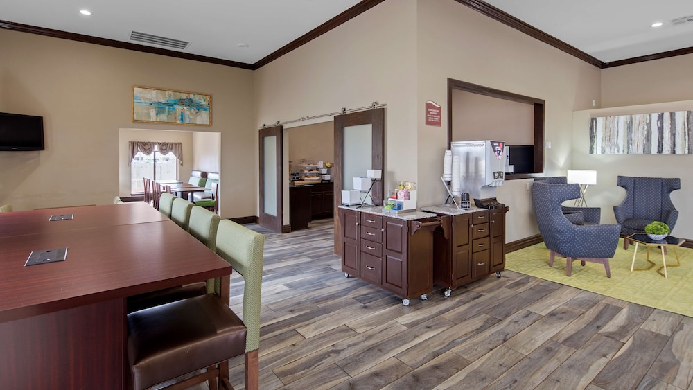 Best Western Near Lackland Afb/Seaworld 18/41