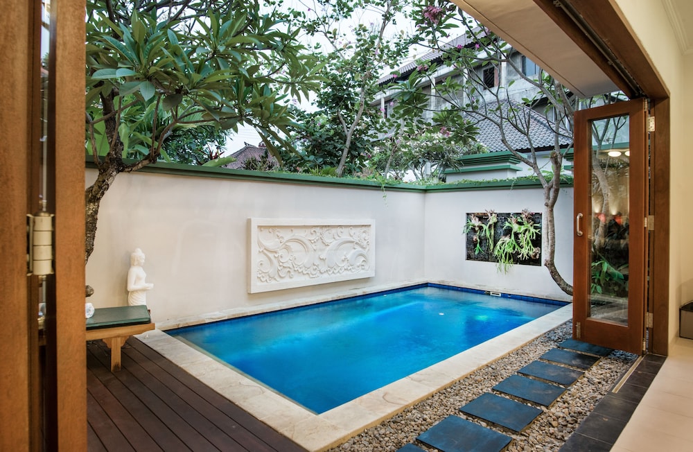 Villa Kisaraa 10/71