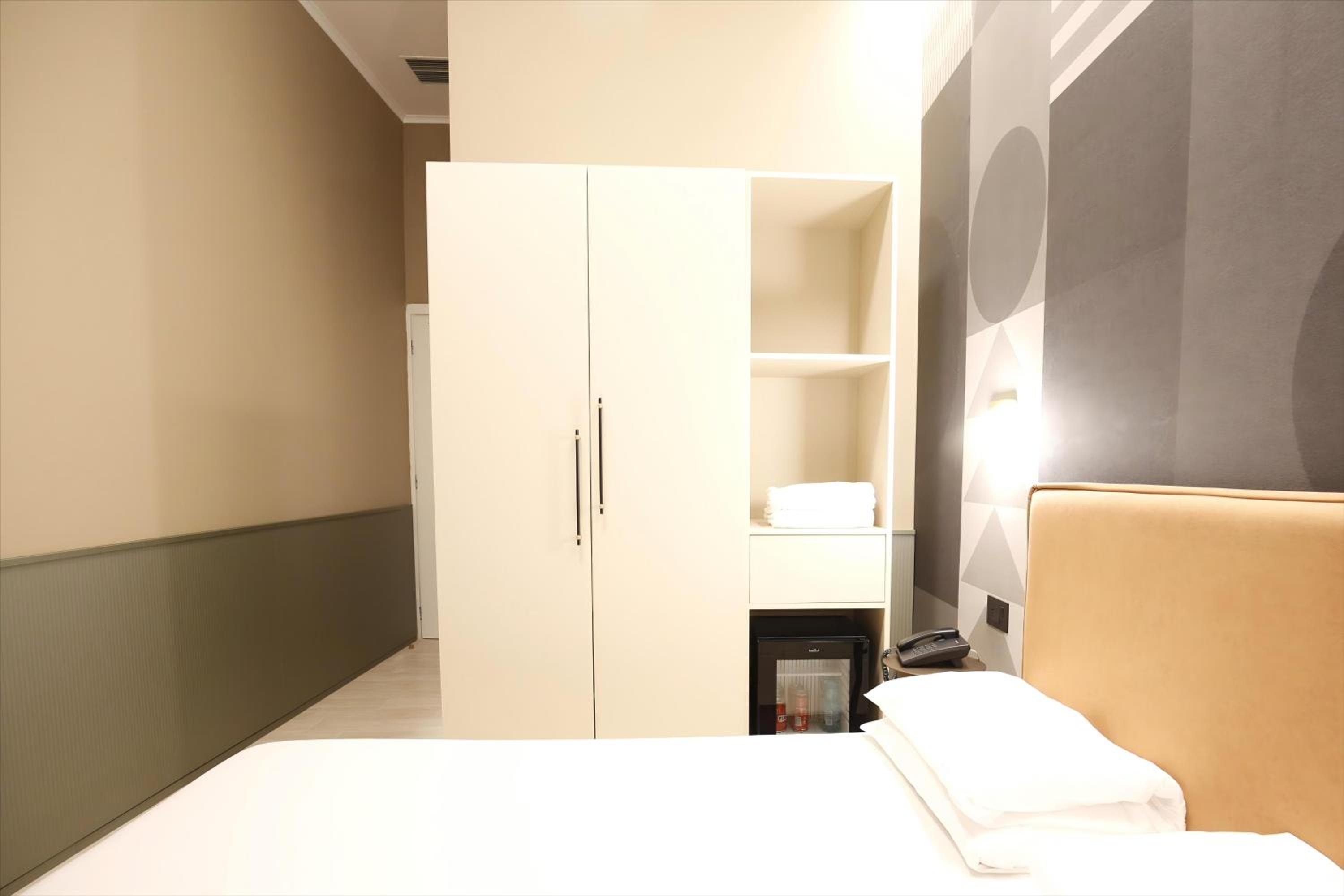 غرفة بسرير كوين، The B Place 4/10