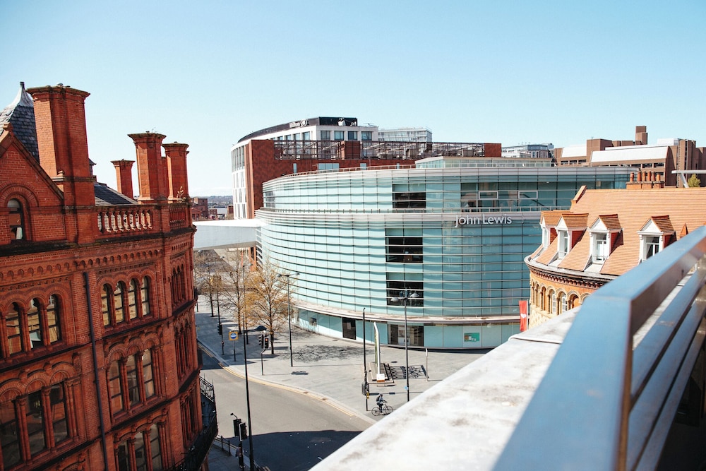 Posh Pads Liverpool One 3/24