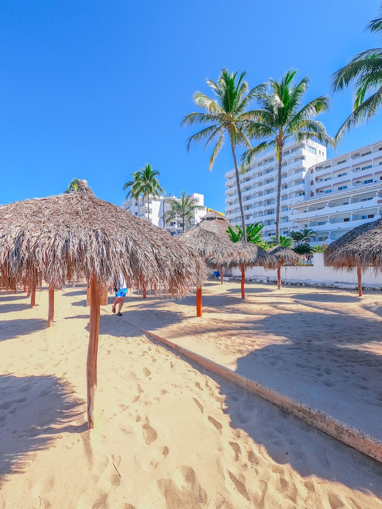 Hotel Tropicana Vallarta 33/50