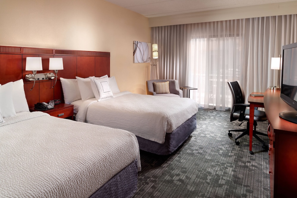 Courtyard by Marriott Atlanta Duluth/Gwinnett Place 9/52