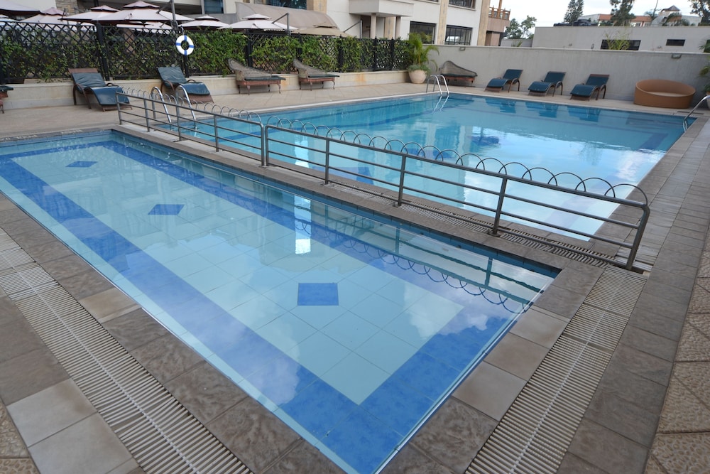 Weston Hotel 43/72