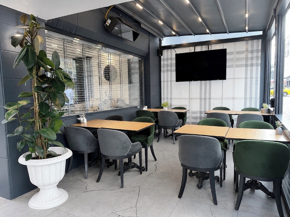 Peak Star Hotel Taksim 61/65