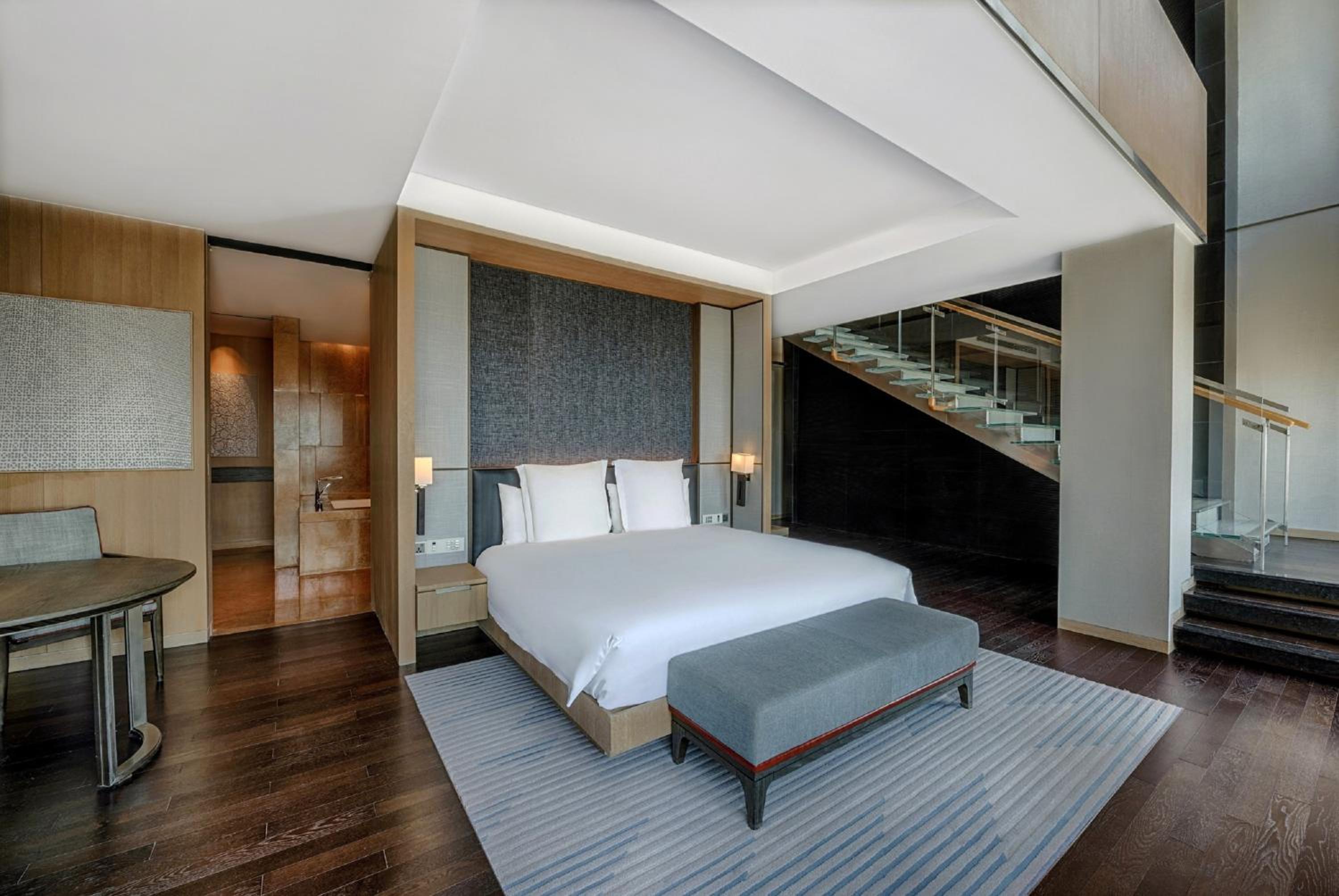 Penthouse Suite, King Bed