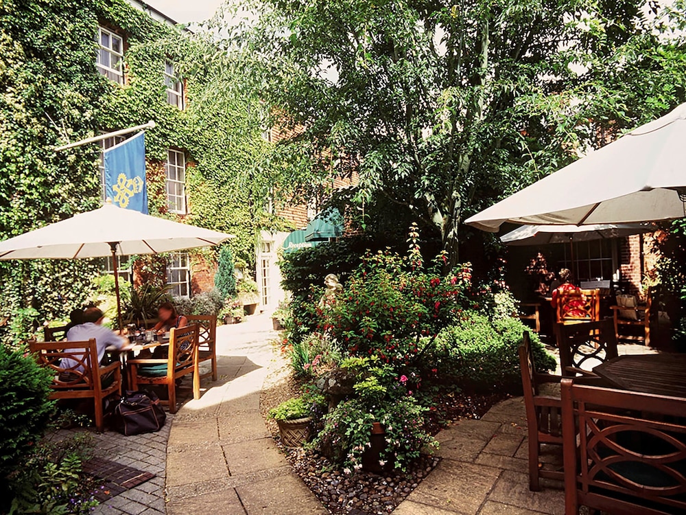 Mercure Salisbury White Hart Hotel 1/71