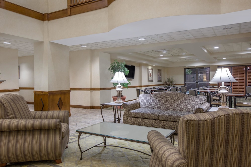 Wingate By Wyndham Tuscaloosa 19/33