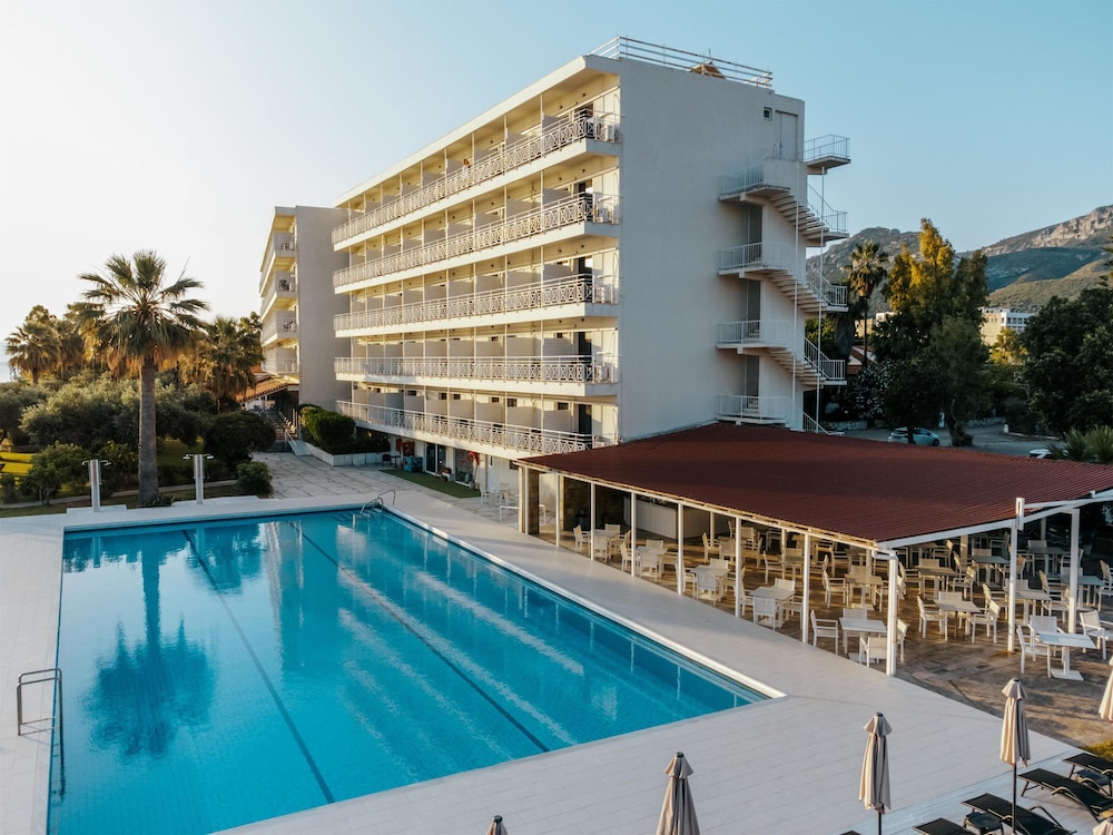 Calamos Beach Family Club Hotel By Anayia All Inclusive Resorts 6/68