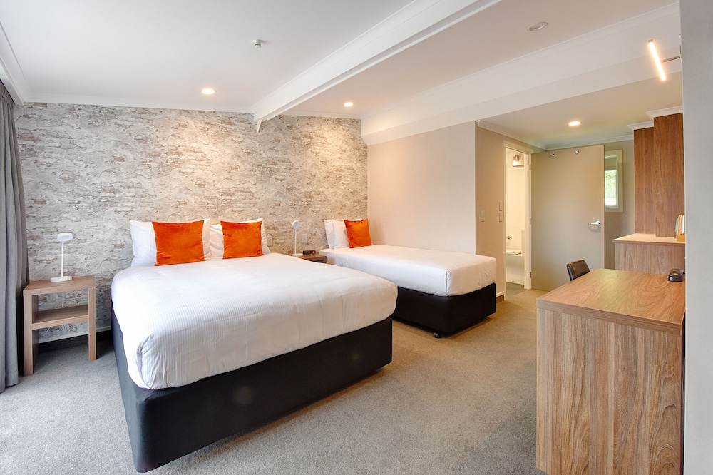 Croydon Lodge Hotel 15/40