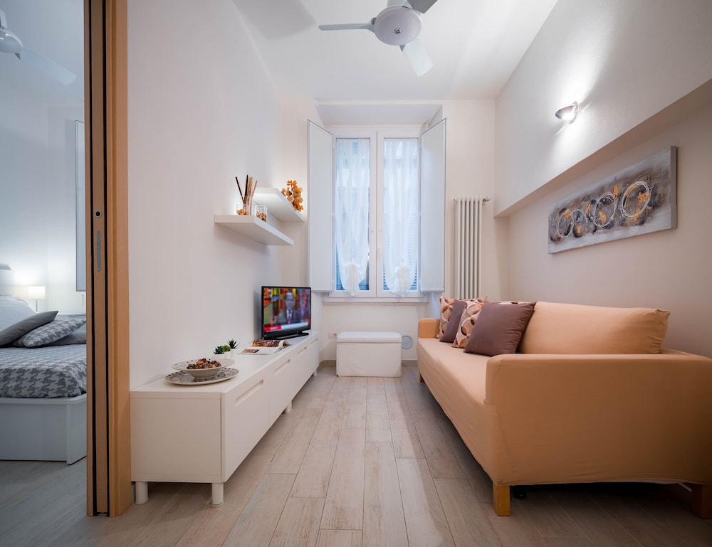 Novella House 27/50