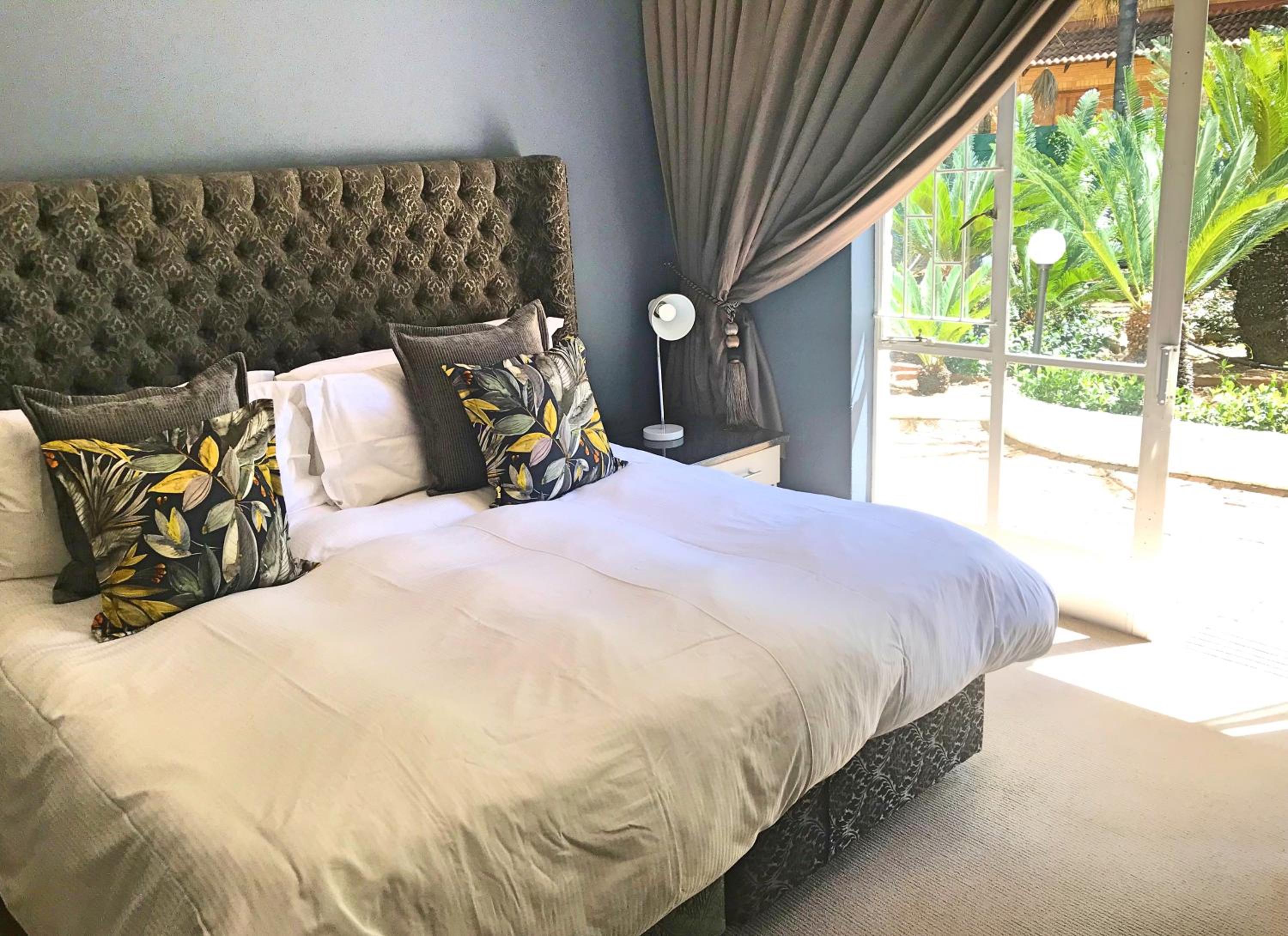 Lindekroon Guest House 1/18