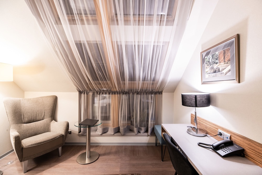 Perfect Hotel 45/55
