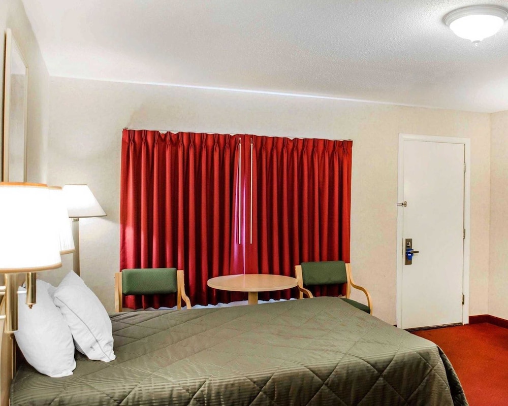 Rodeway Inn Dillsburg, PA 26/45