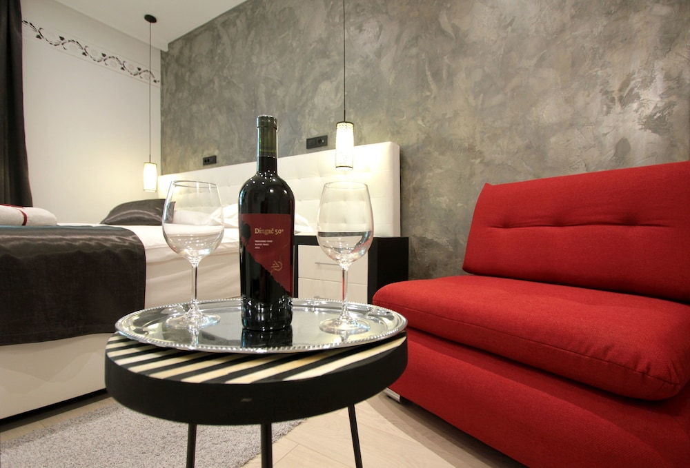 Well Of Life Luxury Rooms 16/26