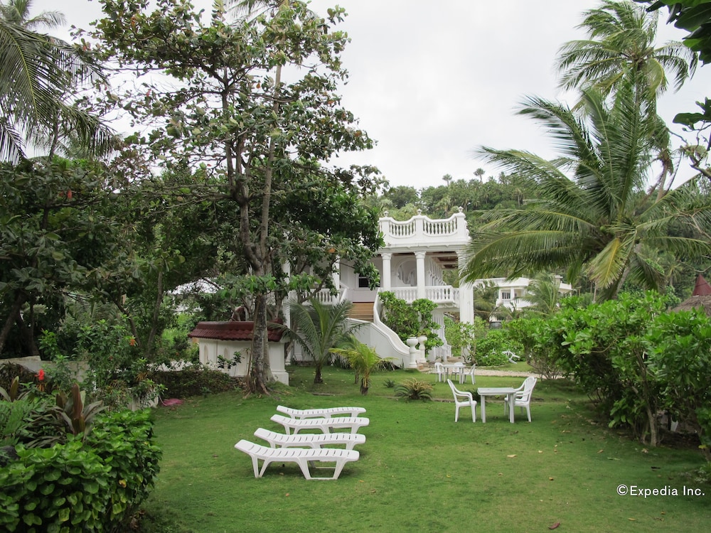 Blue Crystal Beach Resort 38/50