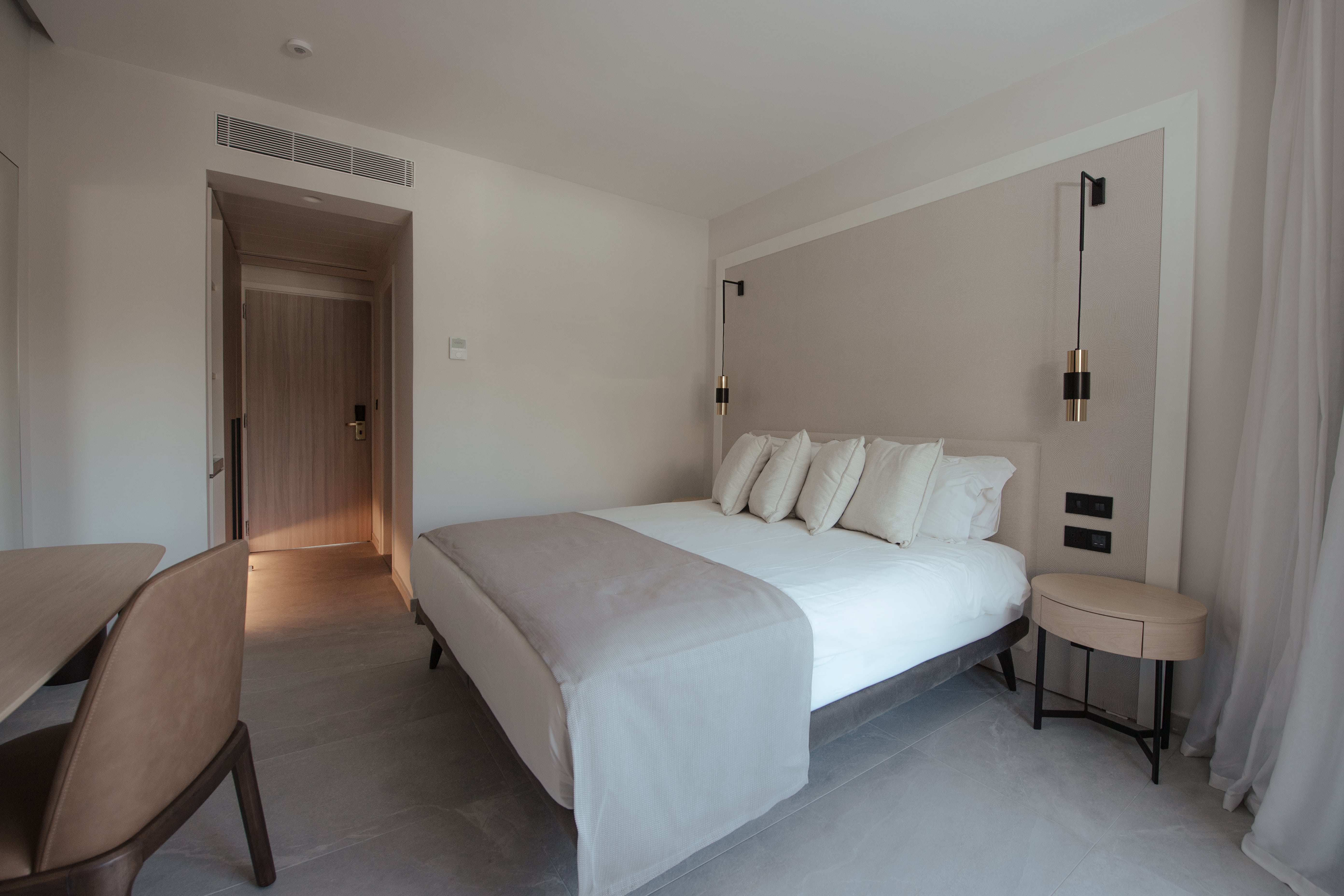 ROOM, DOUBLE BED, SIDE SEA VIEW