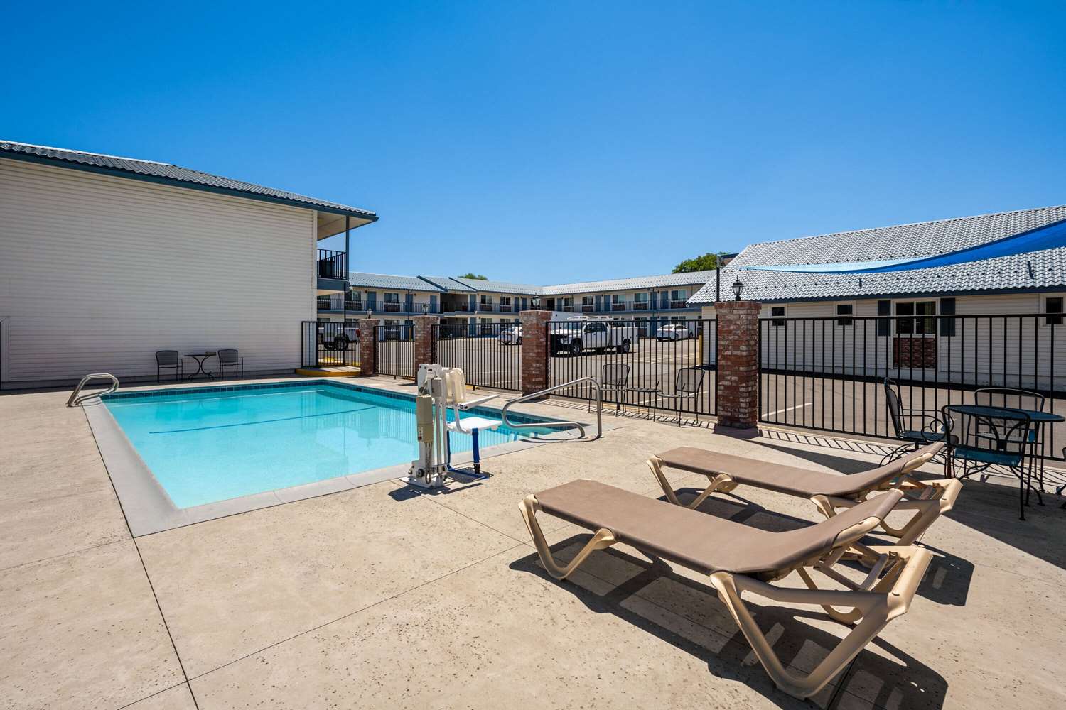 Super 8 by Wyndham Susanville 35/43