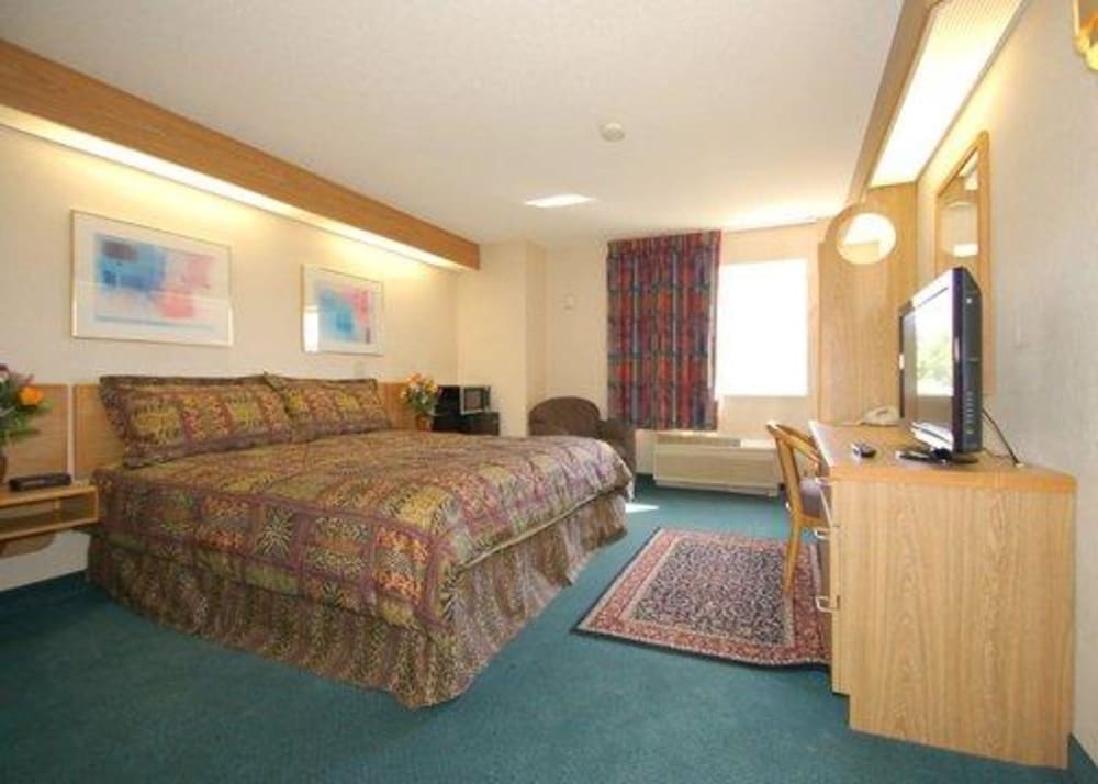 Rodeway Inn Willington North 8/21