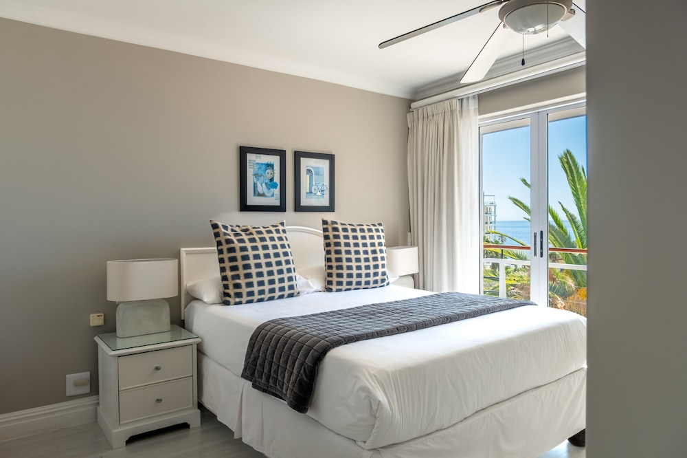 The Bantry Aparthotel by Totalstay 20/79